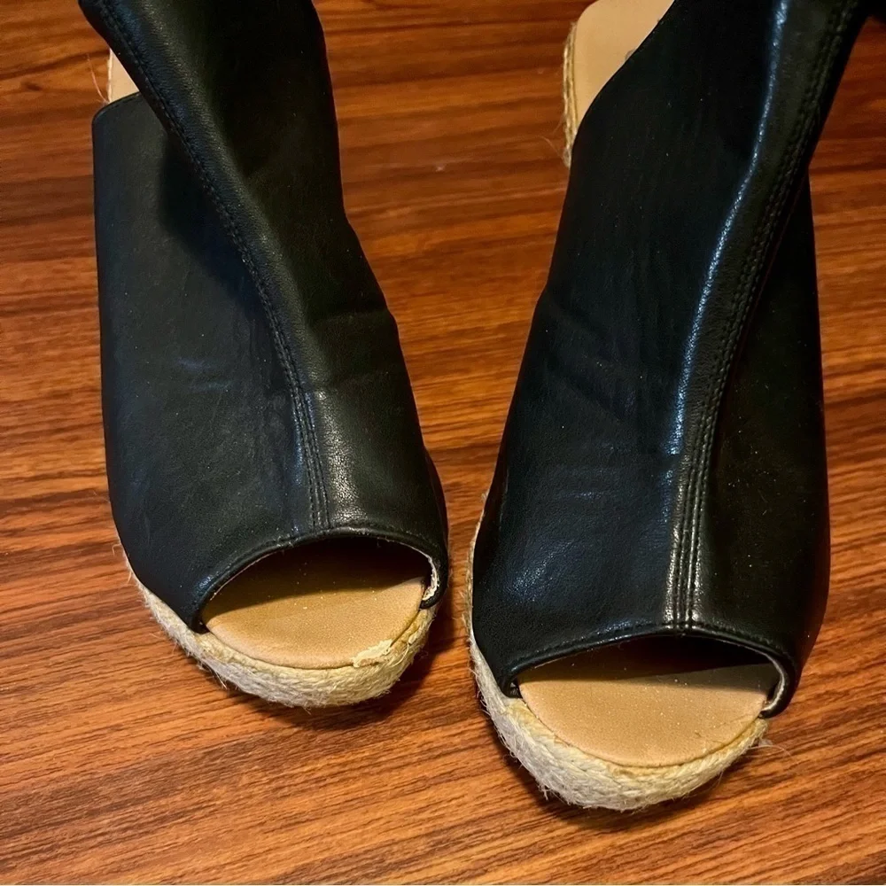 Rue21 ETC! Black Faux Leather Peep Toe Platform Wedge Sandals Size 6/7